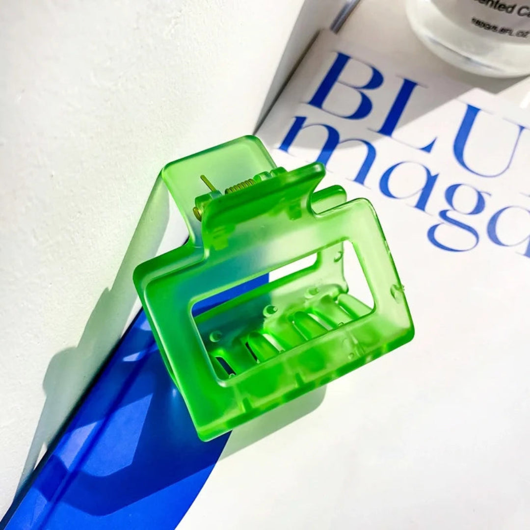 Transluscent Hair Claw