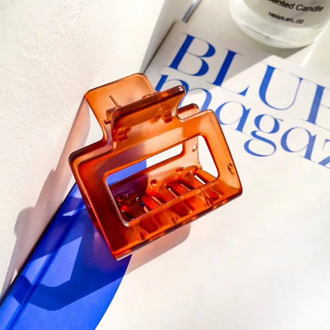 Transluscent Hair Claw